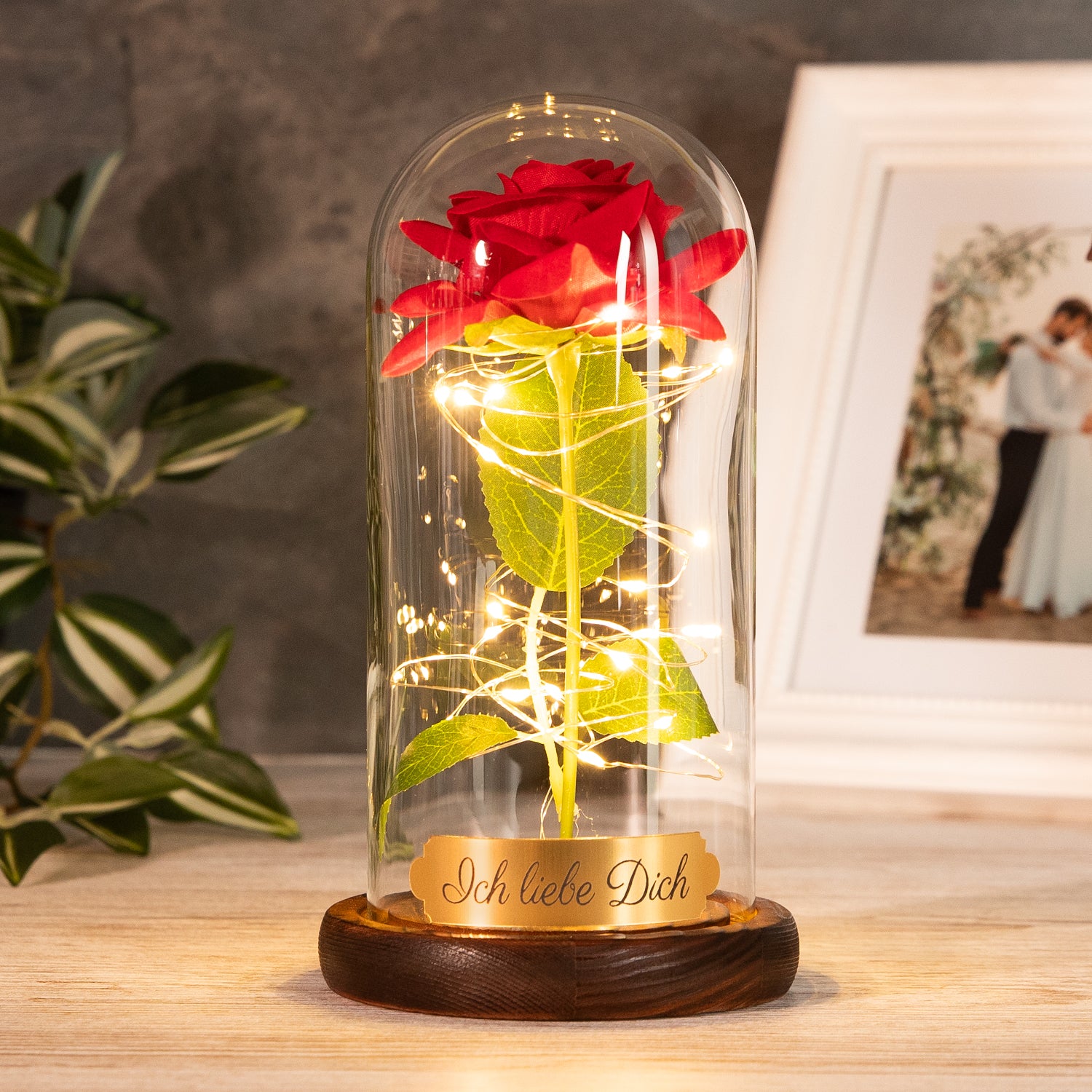 personalisierte Ewige Rose im Glas -Rote Rose als Liebesgeschenk- romantischer Liebesbeweis