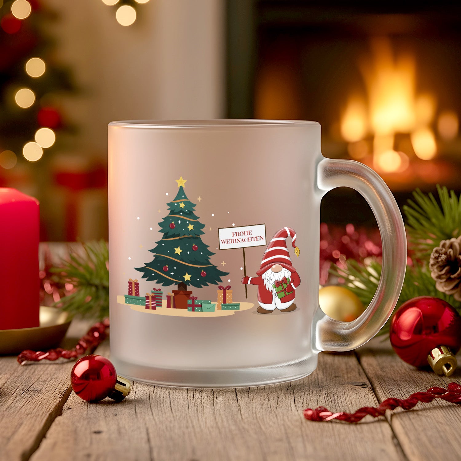 Glühweintasse aus Glas mit Wichtelmotiv