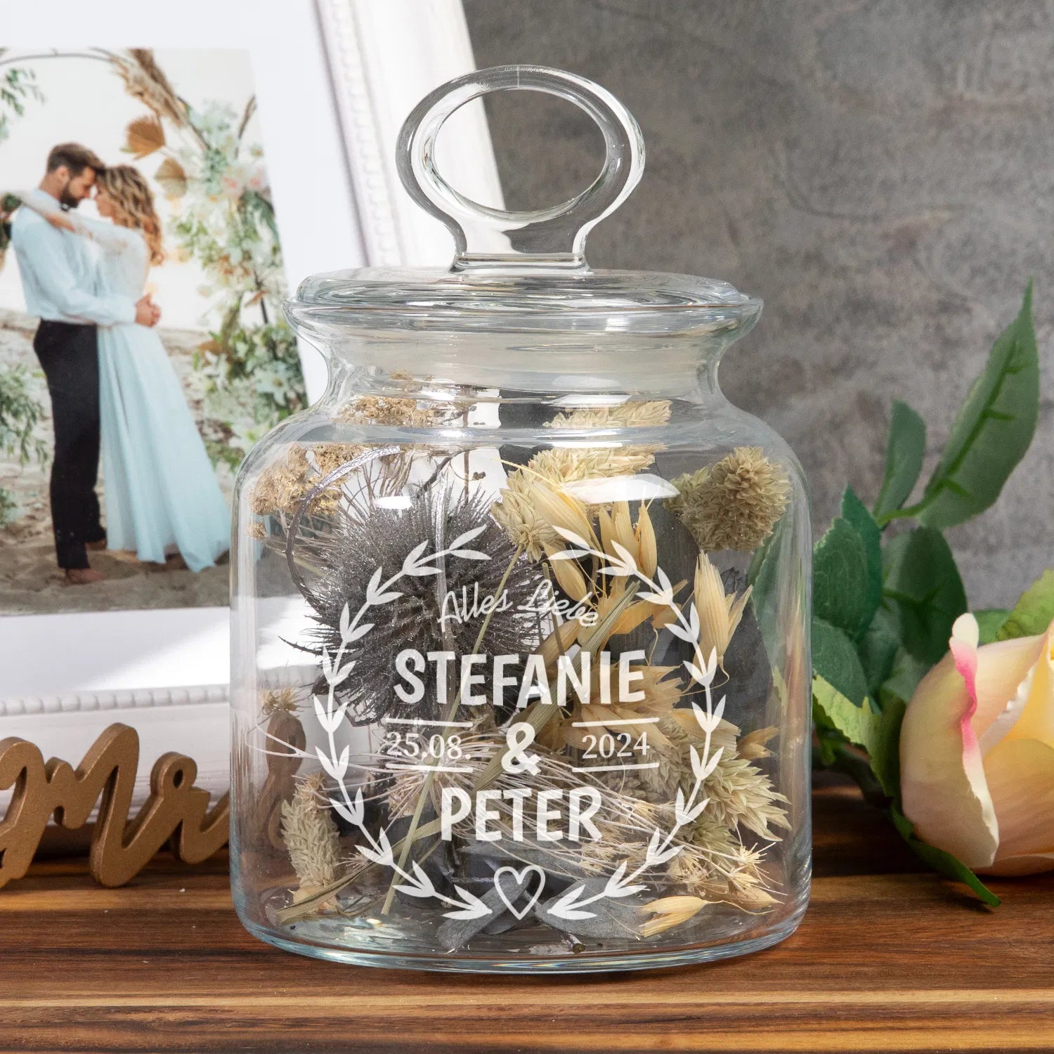 Keksglas zur Hochzeit mit Personalisierung Kranz
