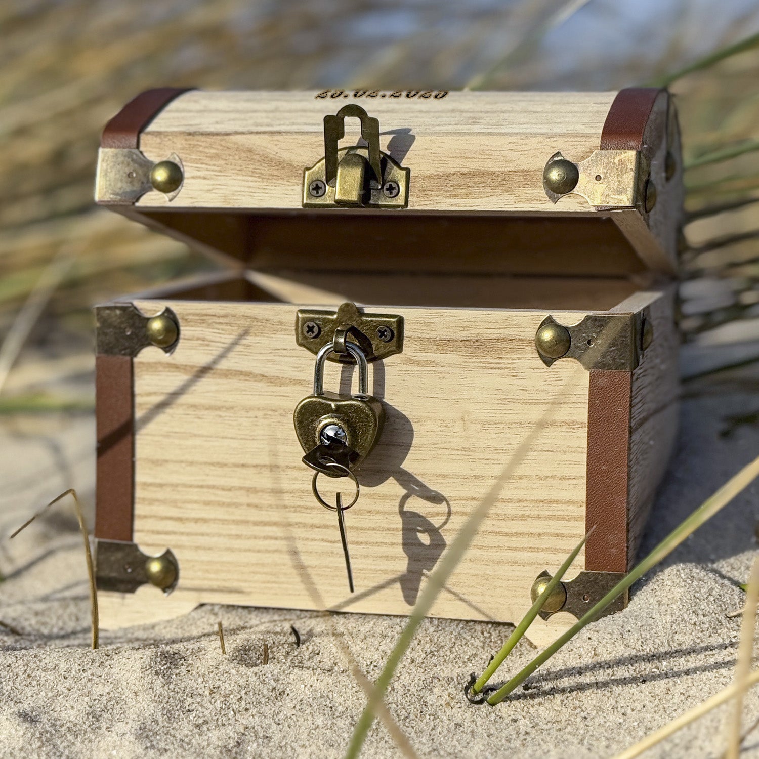 Personalisierte Hochzeitstruhe aus Holz