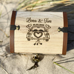Personalisierte Hochzeitstruhe aus Holz