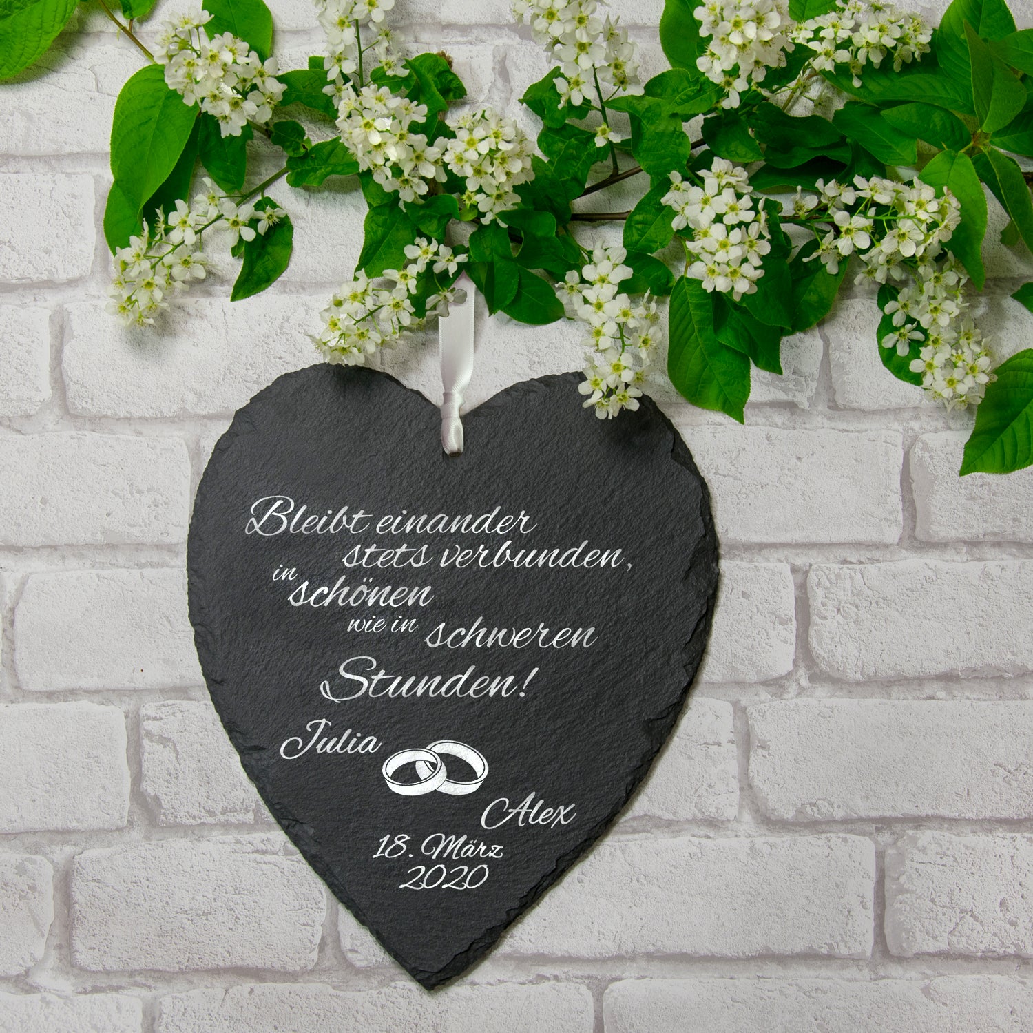 Schieferherz zur Hochzeit mit Personalisierung Ringe