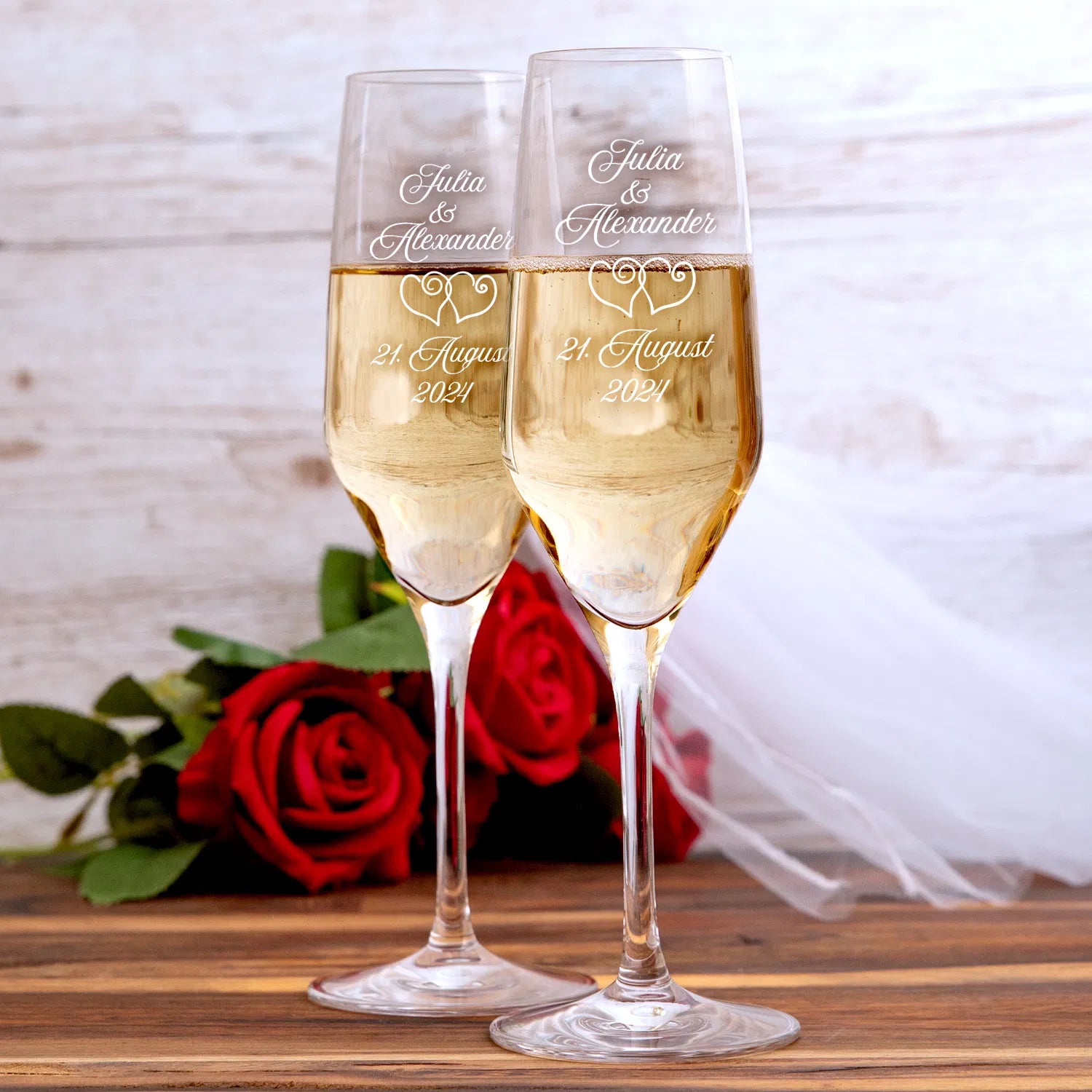 personalisiertes Sektglas Set zur Hochzeit Herzen