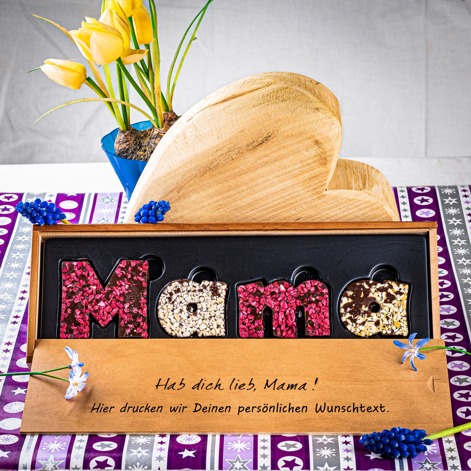 MAMA - Schokolade mit personalisierter Holzschachtel